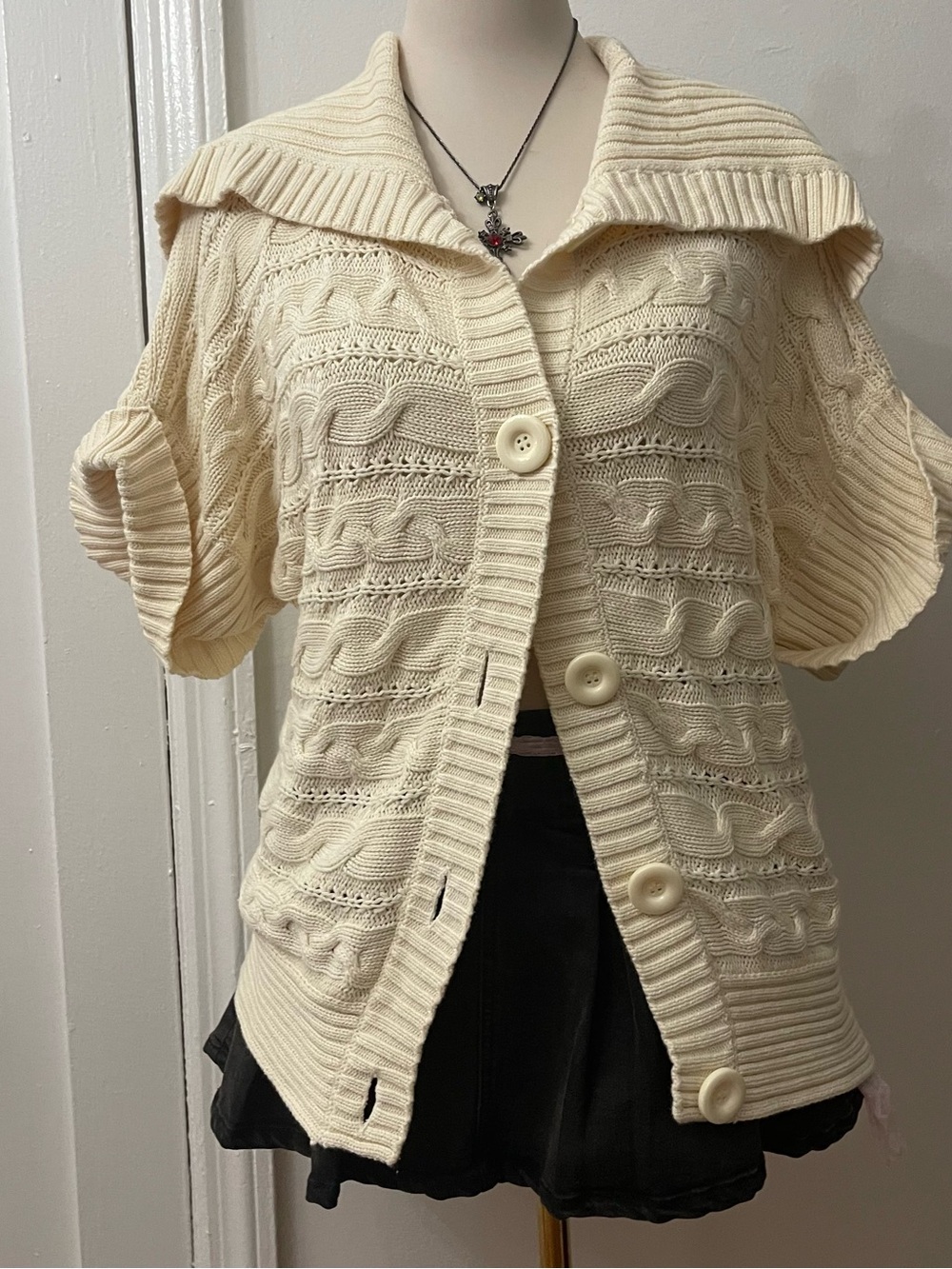 august silk Cream Cable-Knit Short Sleeve Cardigan with Folded Collar